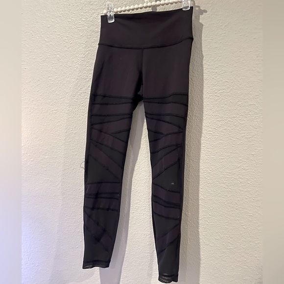 LULULEMON Leggings Size 4 - Picture 6 of 9